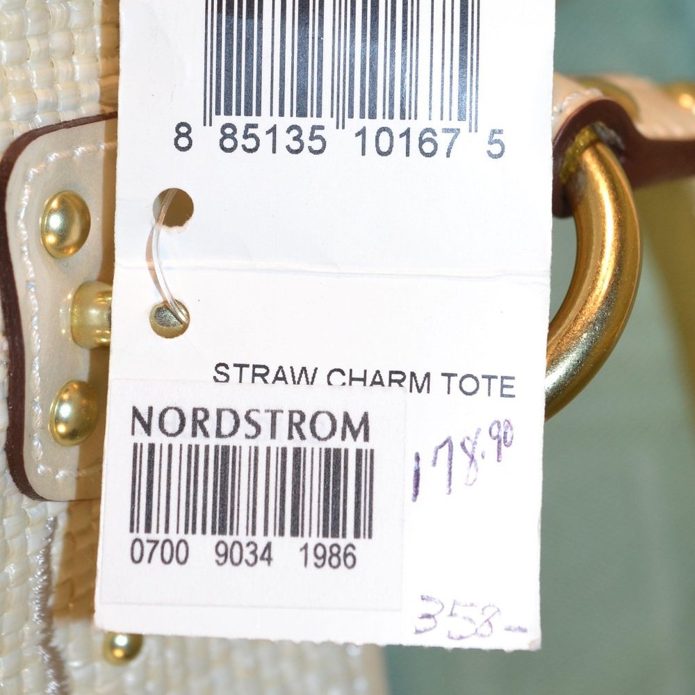 COACH Natural Straw Charm Tote No. A1073-15029 With Dust Cover - Picture 10 of 10